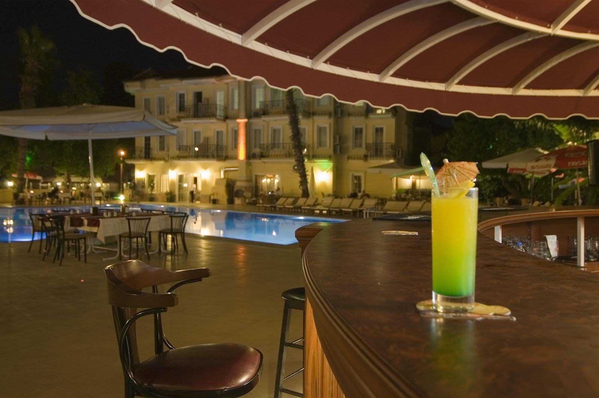 Sevi Classic Hotel Фетхие Экстерьер фото